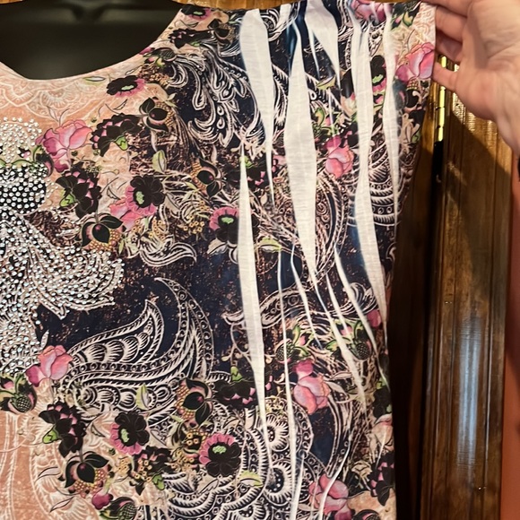 Cold Shoulder Short Sleeve Tunic - Picture 5 of 8